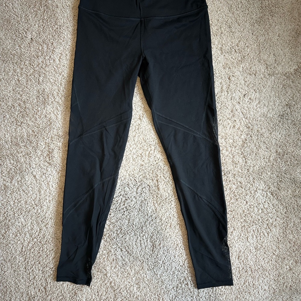 Victoria's Secret Sport Black Leggings with Mesh Accents